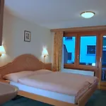Apartment Paradies