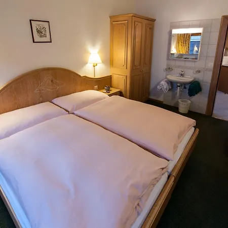 Apartment Paradies *